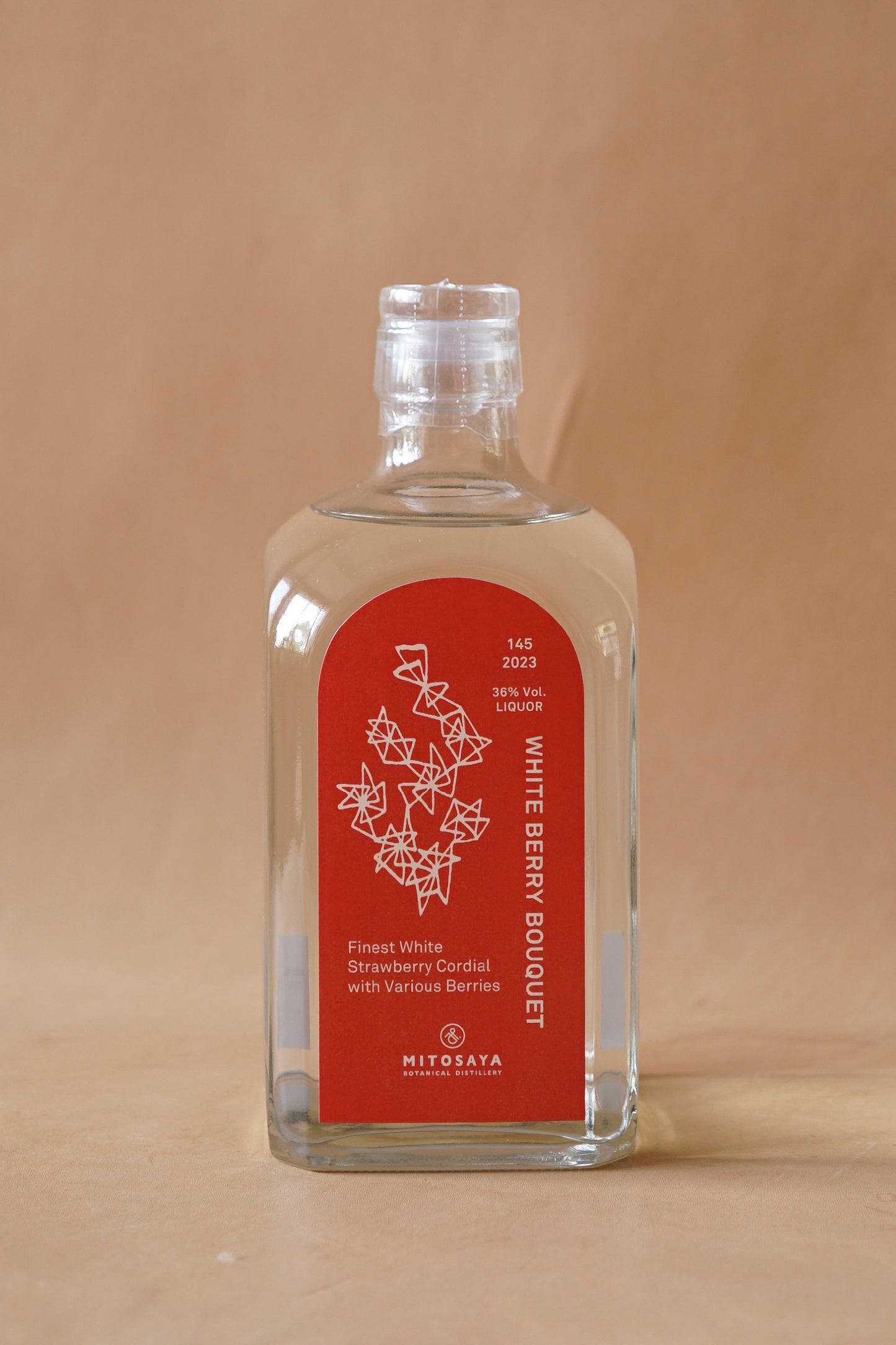 145 WHITE BERRY BOUQUET