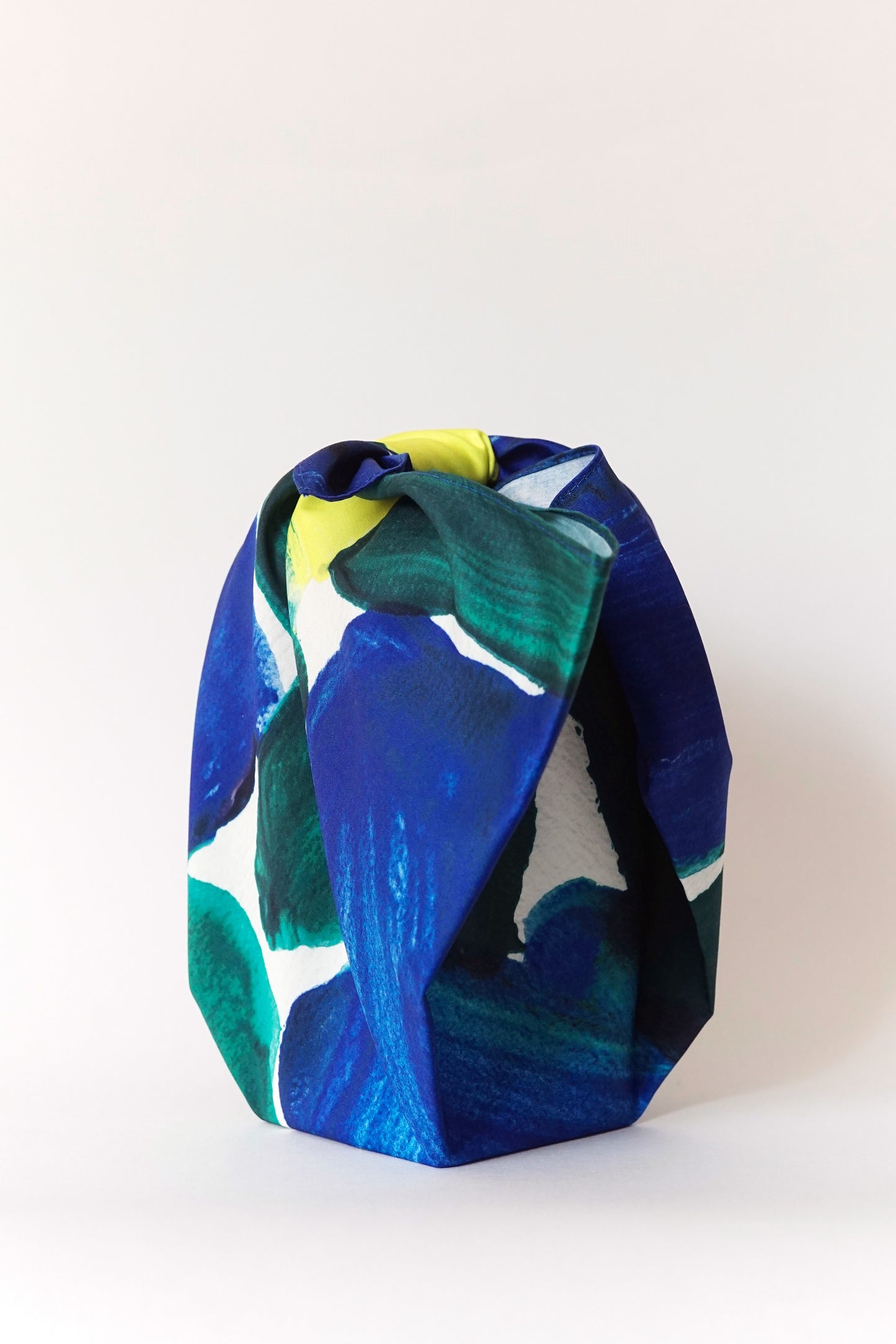 FUROSHIKI “Flower Dance” / 風呂敷「花のダンス」